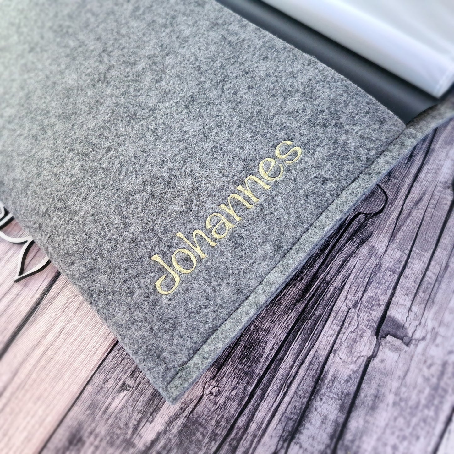 individuelle Zeugnismappe aus Filz