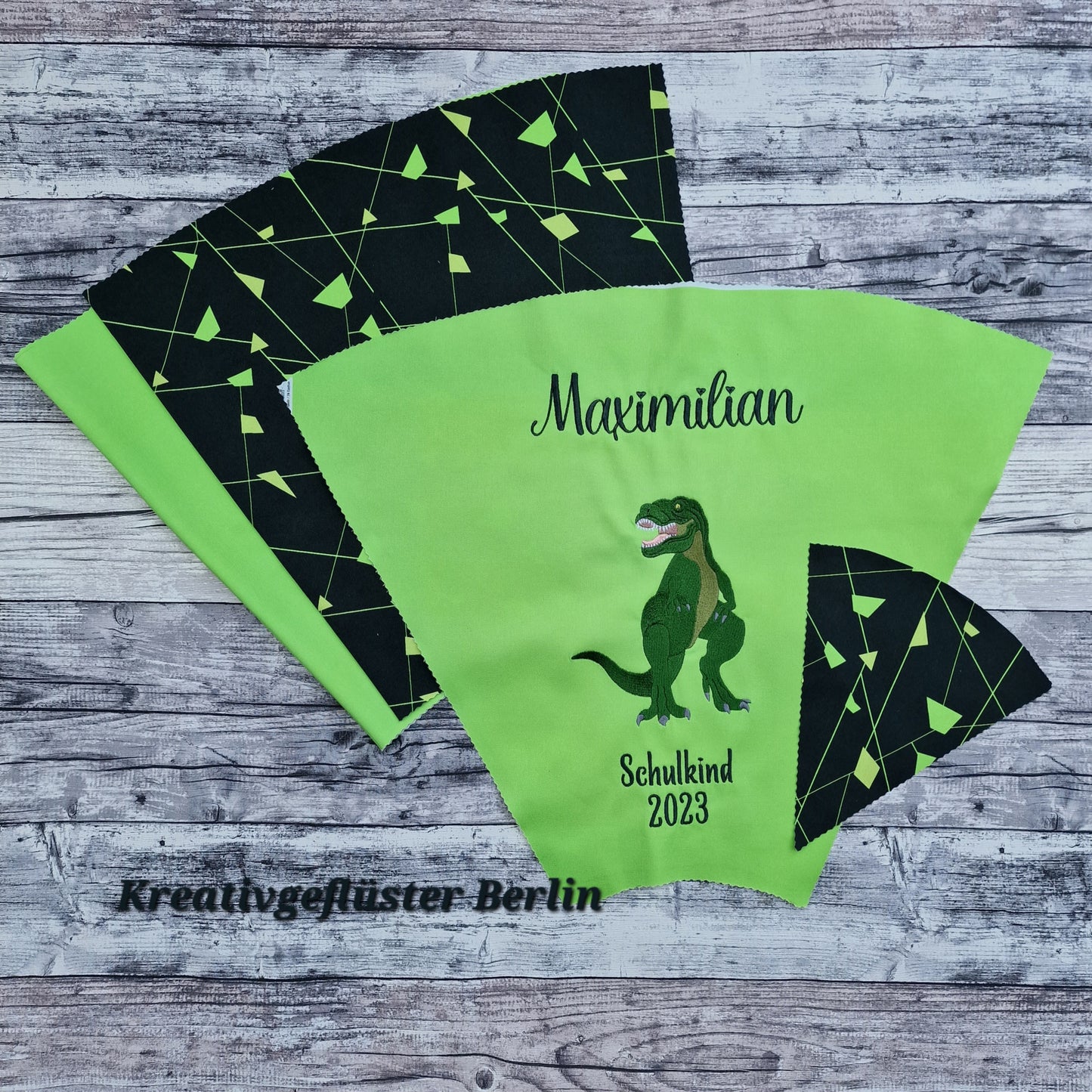 Schulranzenstoff zum dino night von Step by Step